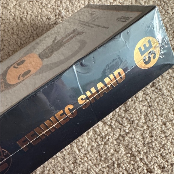 Funko POP Pin Star Wars Mandalorian Fennec Shand Enamel Pin SEALED - Picture 3 of 4